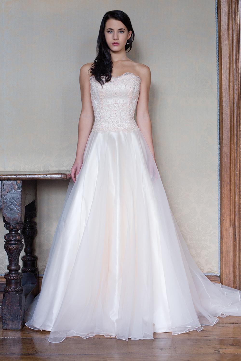 Plus Size on Kleinfeld Bridal | Beauty comes in every style and shape