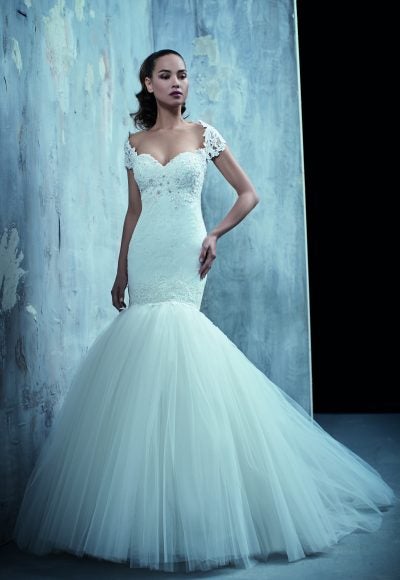 Strapless Sweetheart Neckline Ruched Tulle Mermaid Wedding Dress With  Ruffle Skirt | Kleinfeld Bridal