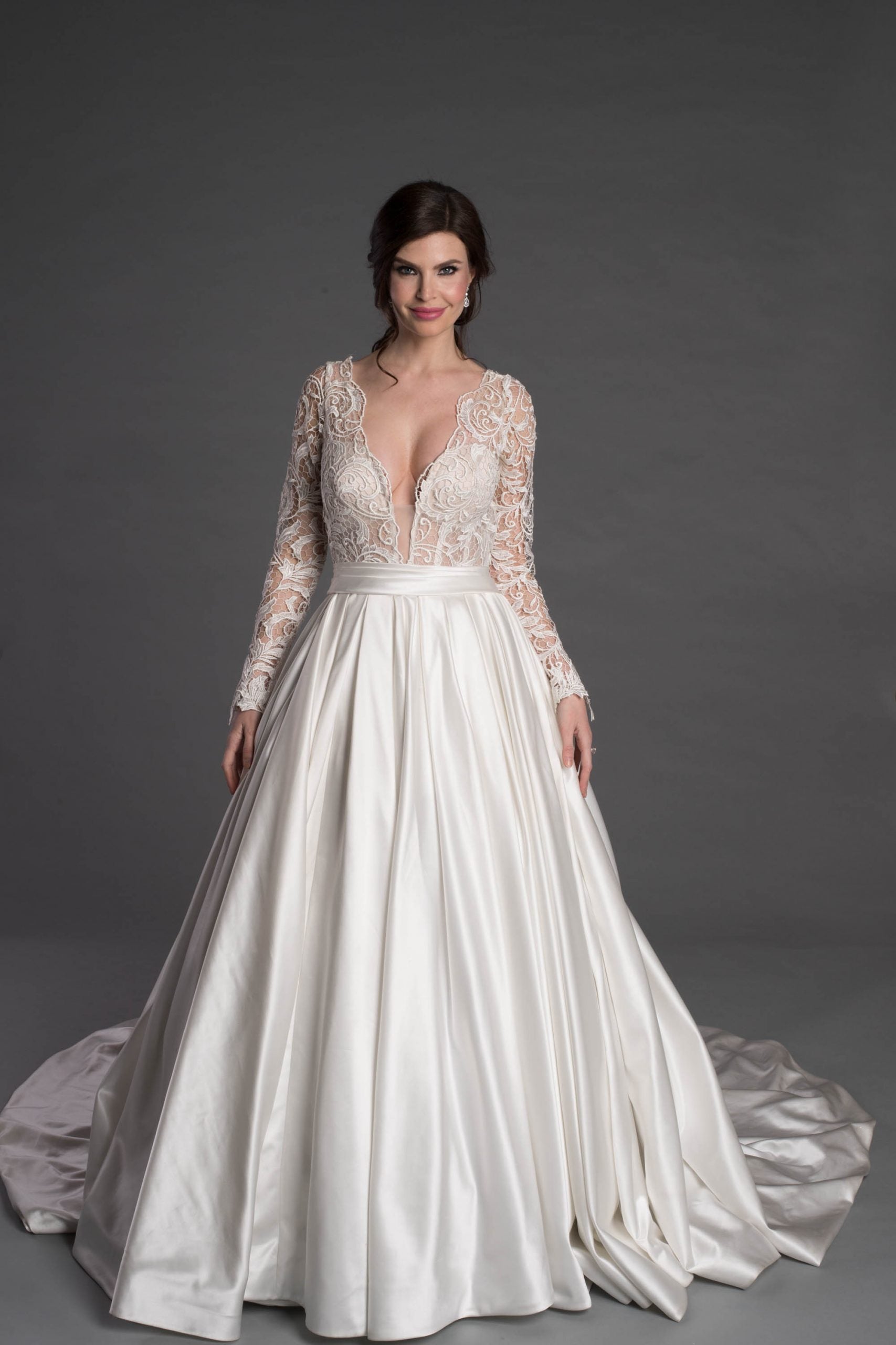 ball gown with lace sleeves