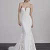 Sweetheart Lace Embellished Neck Fitted Mermaid Wedding Dress by Pronovias - Image 1
