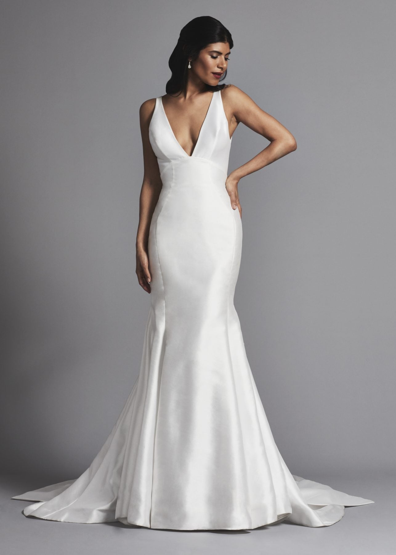 Sleeveless V-neck Fit And Flare Wedding Dress | Kleinfeld Bridal