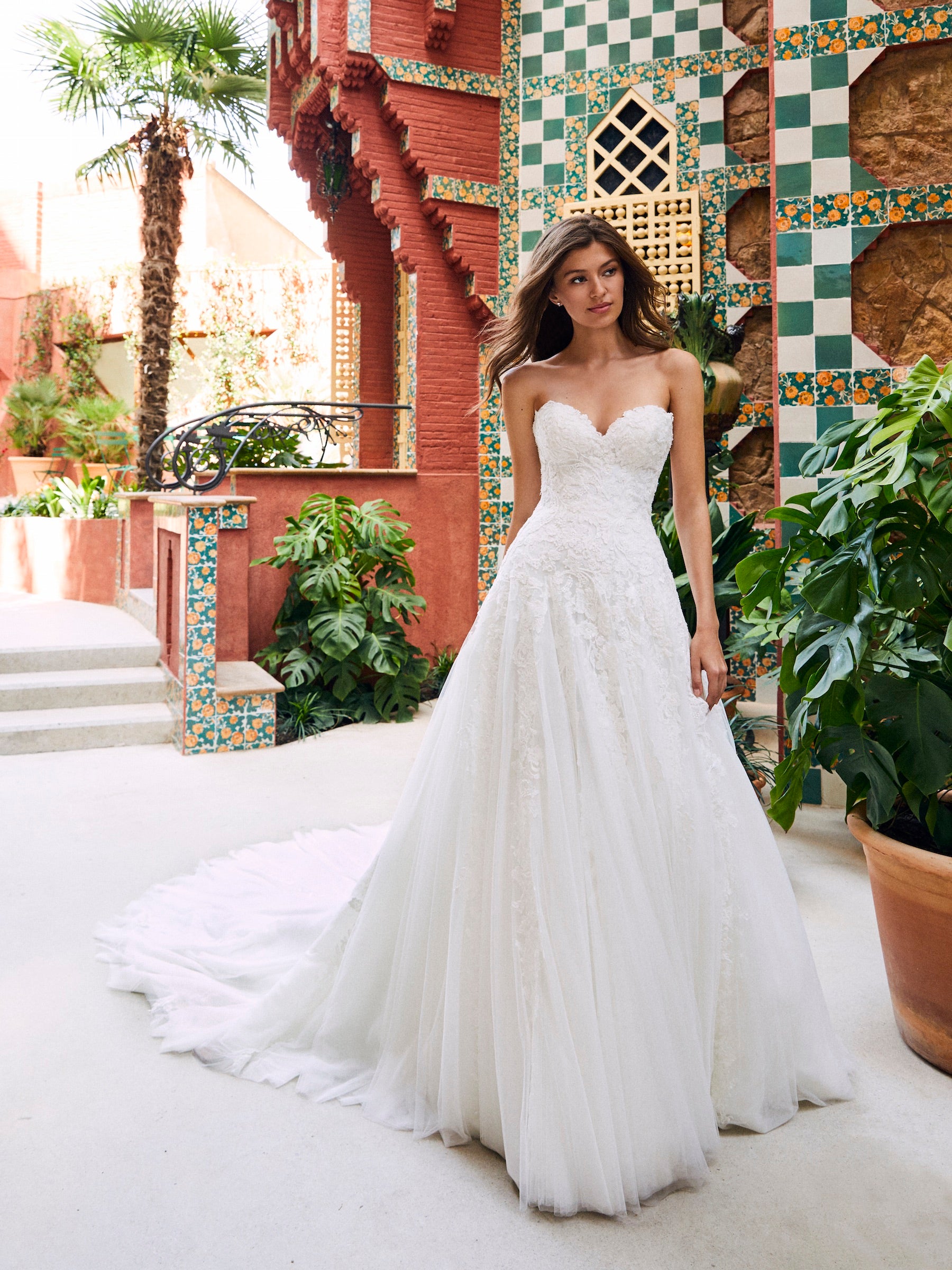 Strapless Sweetheart A line  Lace And Tulle Wedding  Dress  