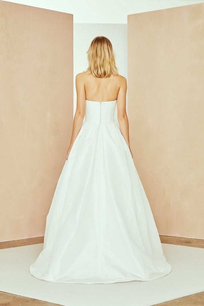 Brand new wedding dresses to Kleinfeld—introducing Nouvelle by Amsale!