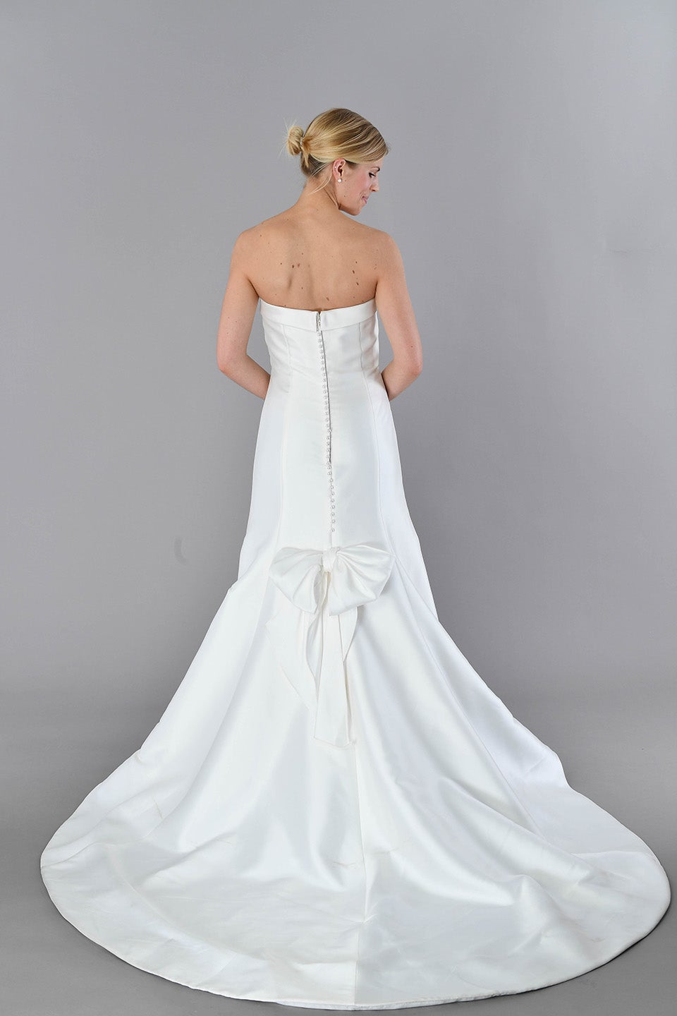 bustle for sheath wedding dress