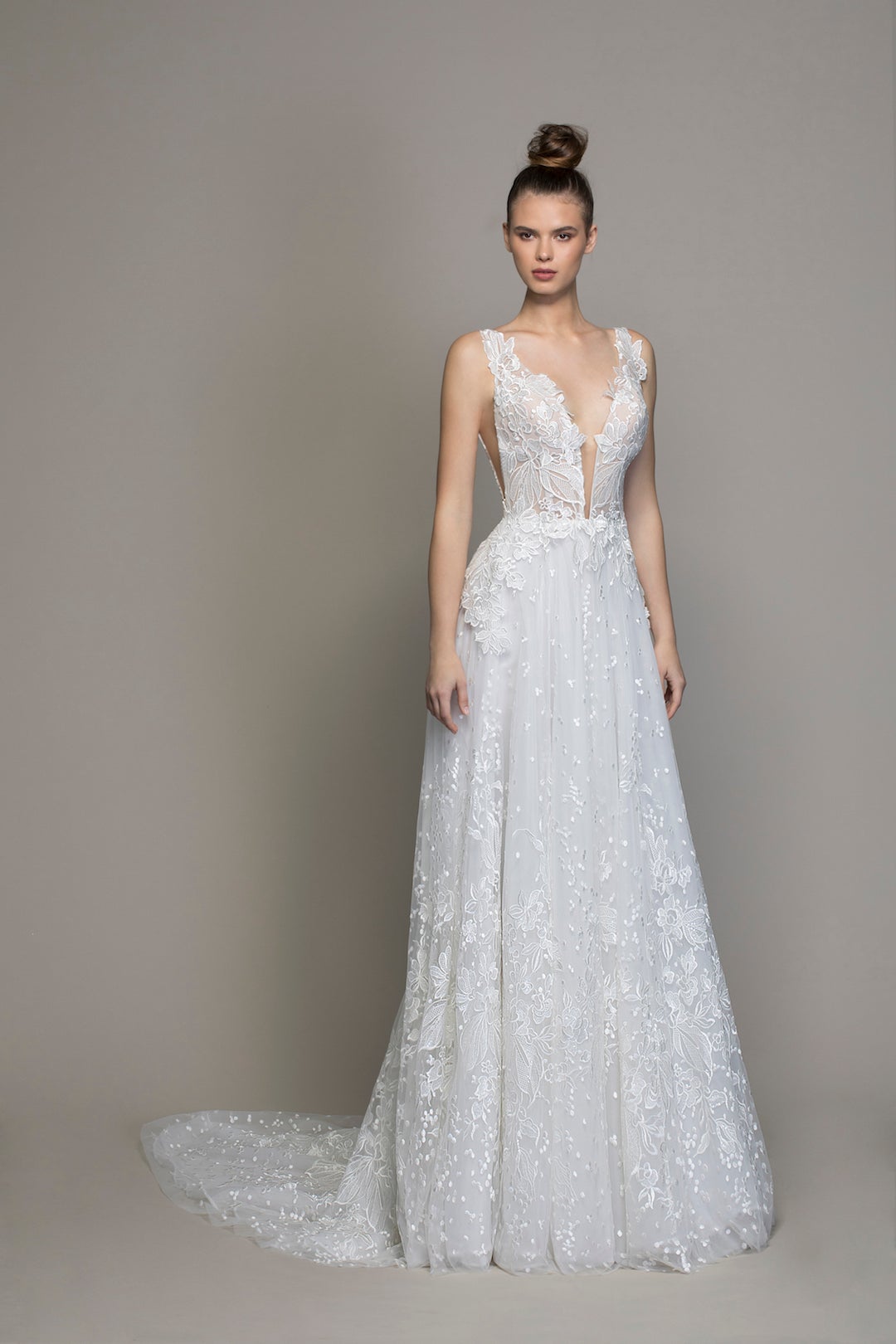 Pnina Tornai's new LOVE 2020 Collection is out! This is style 14767