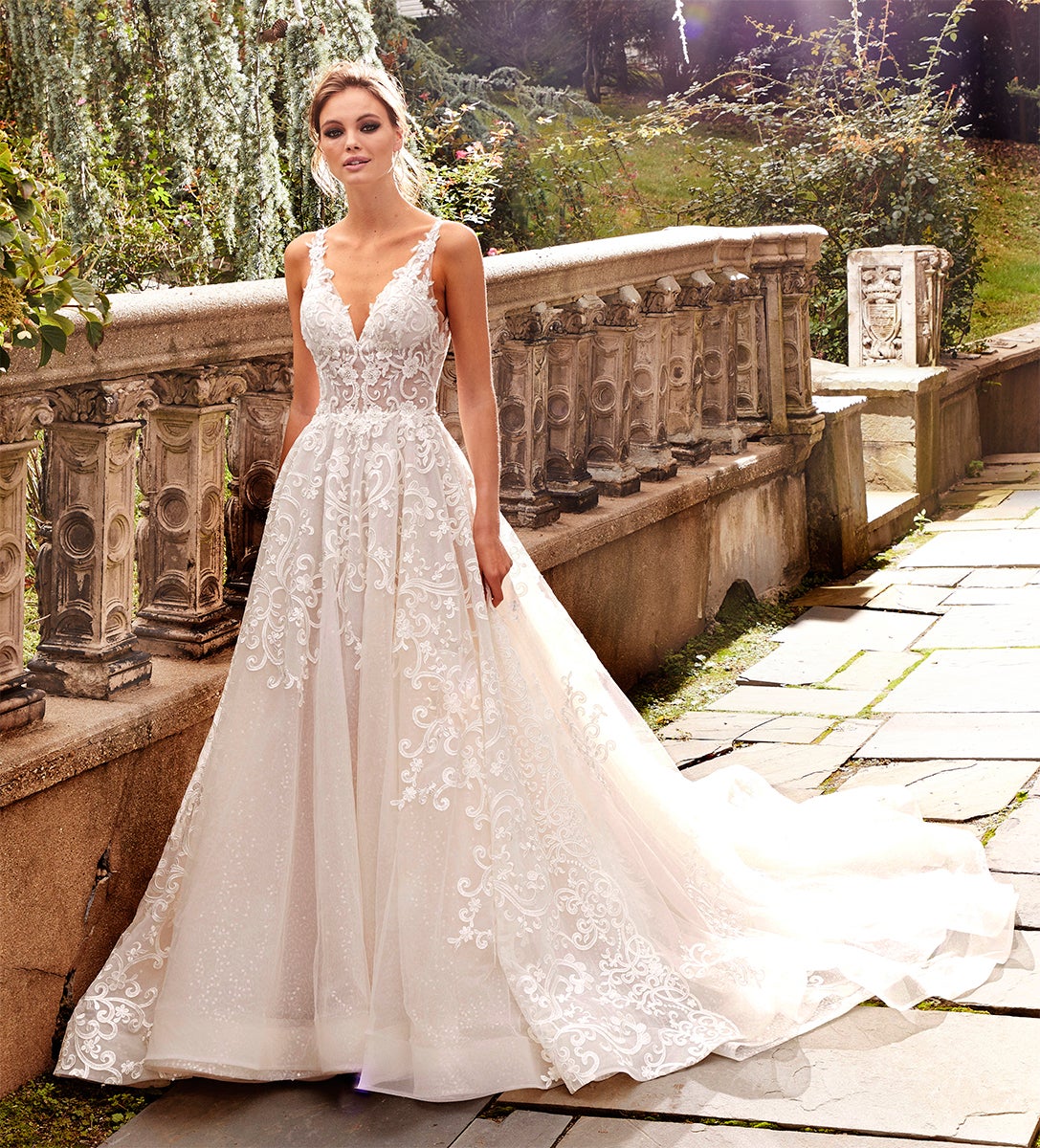 lace neck wedding dress