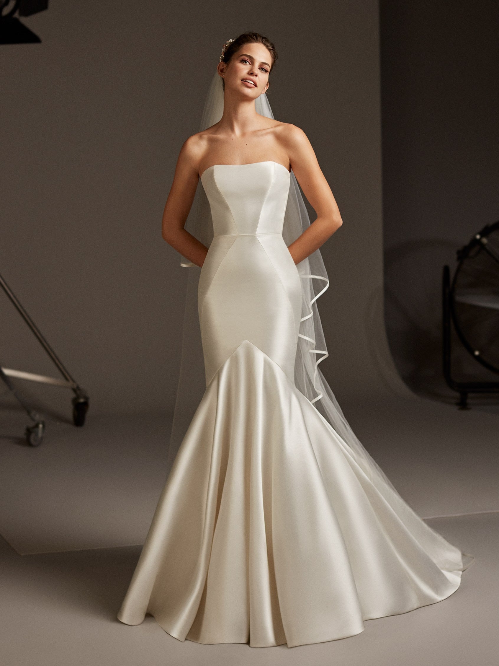 silk mermaid wedding dress