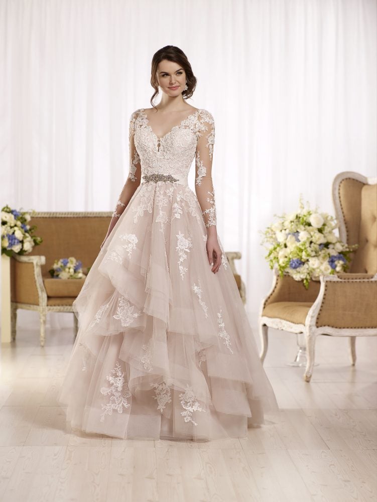 lace wedding dress with sash