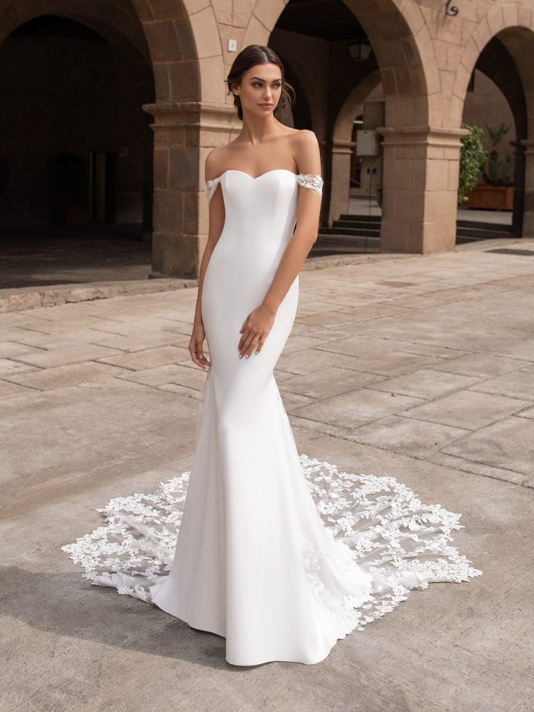 simple but pretty wedding dresses