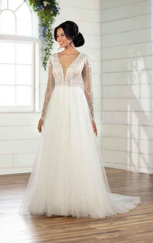 a line v neck long sleeve wedding dress