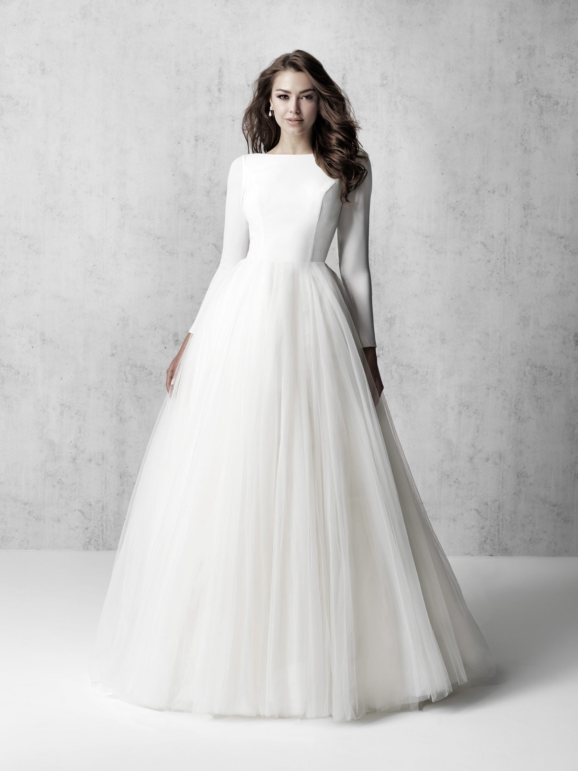 Long Sleeve Bateau Neckline Ball Gown Wedding Dress | Kleinfeld Bridal