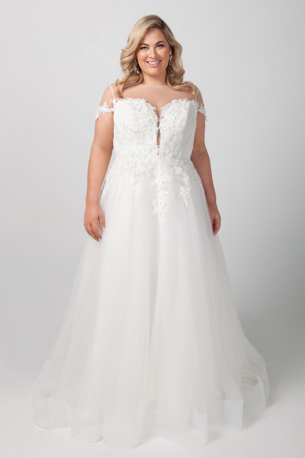 Short Sleeve Illusion Neckline Applique Bodice With Tulle