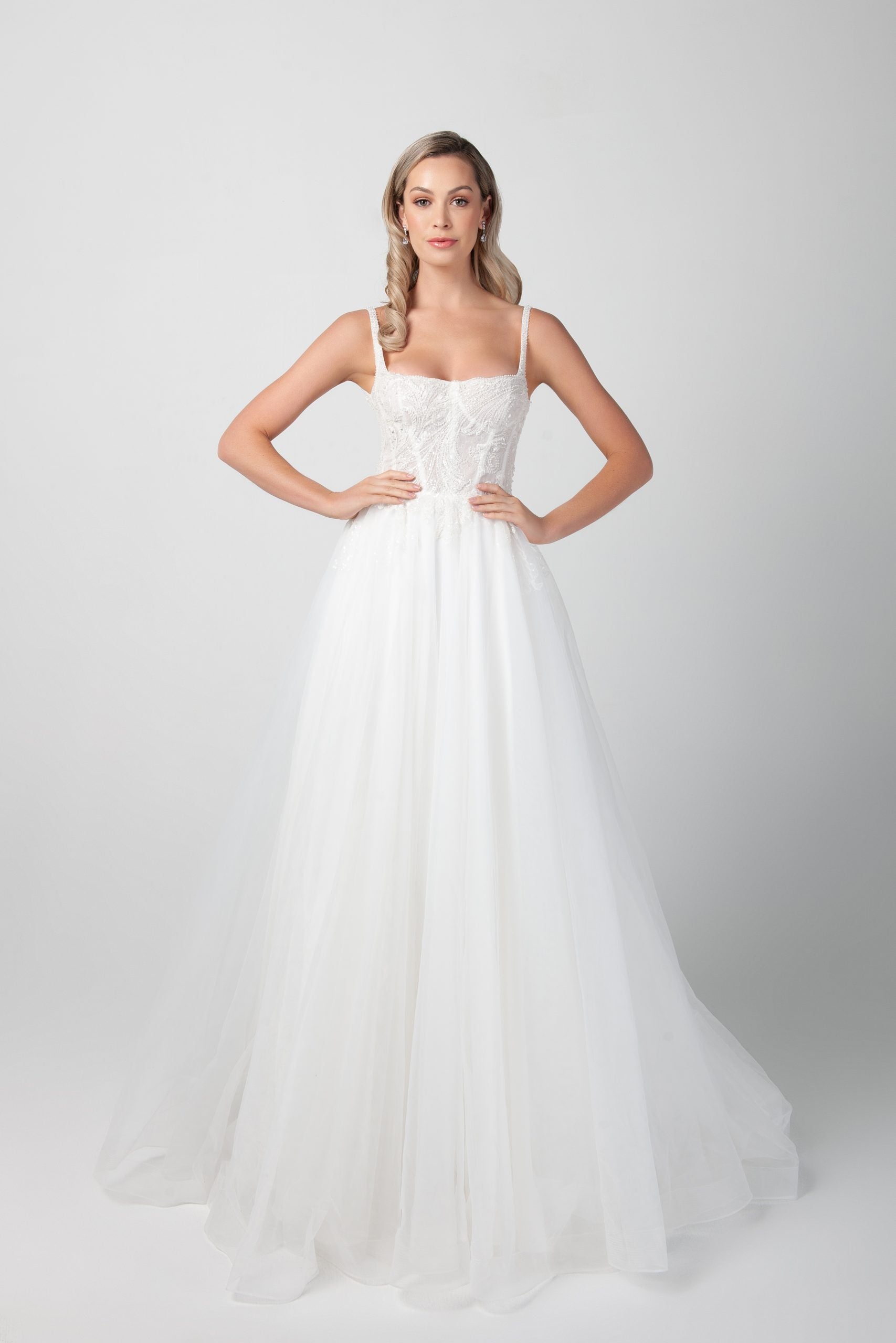 BridgertonInspired Wedding Dresses + Headpieces