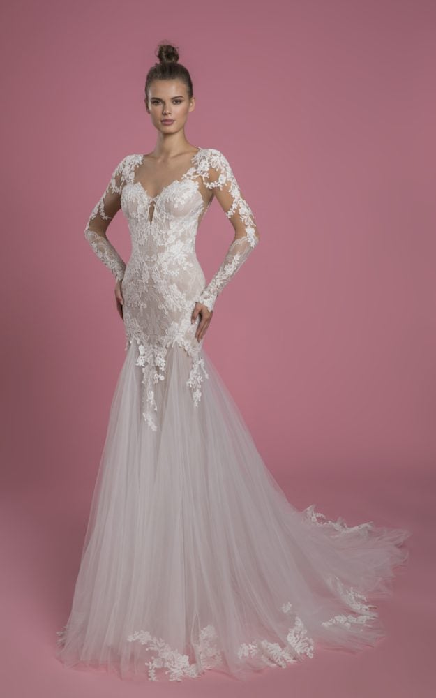 Long Sleeve Sweetheart Neckline Fit And Flare Lace Wedding Dress With 