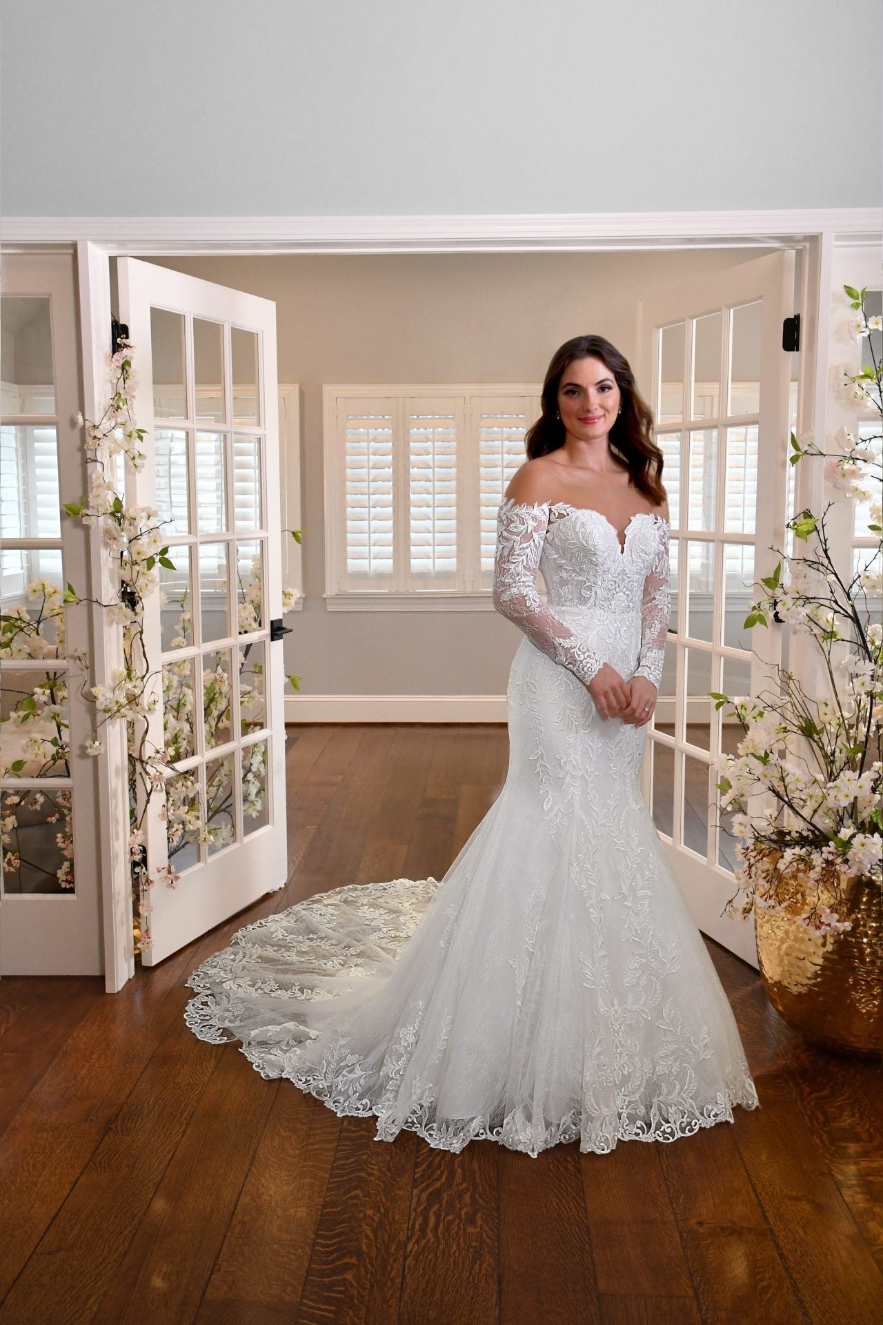 Plus Size Fit And Flare Wedding Dress With Long Sleeves Kleinfeld Bridal