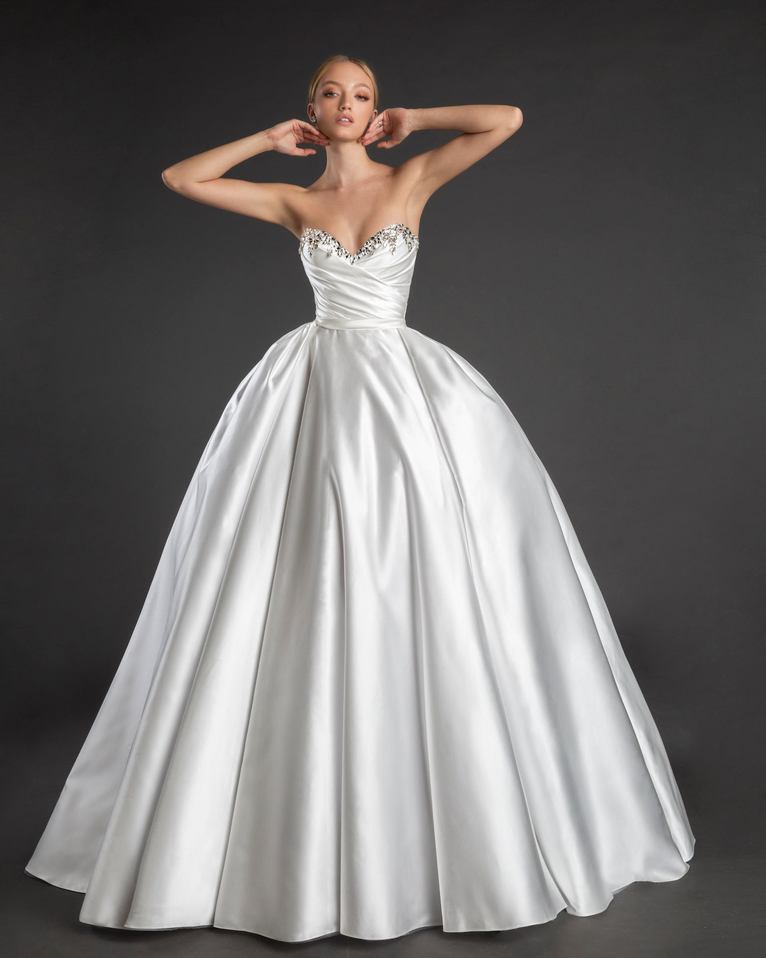 Sweetheart Neckline Strapless Satin ...