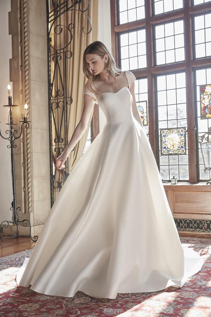 Sweetheart Neckline Wedding Dresses | White One