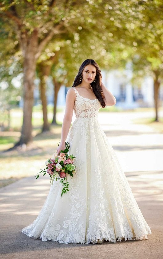 LACE AND TULLE A-LINE WEDDING DRESS WITH SQUARE NECKLINE by Martina Liana - Image 1