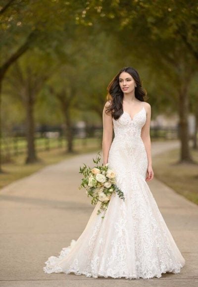 MODERN FIT-AND-FLARE WEDDING DRESS WITH GRAPHIC LACE by Martina Liana