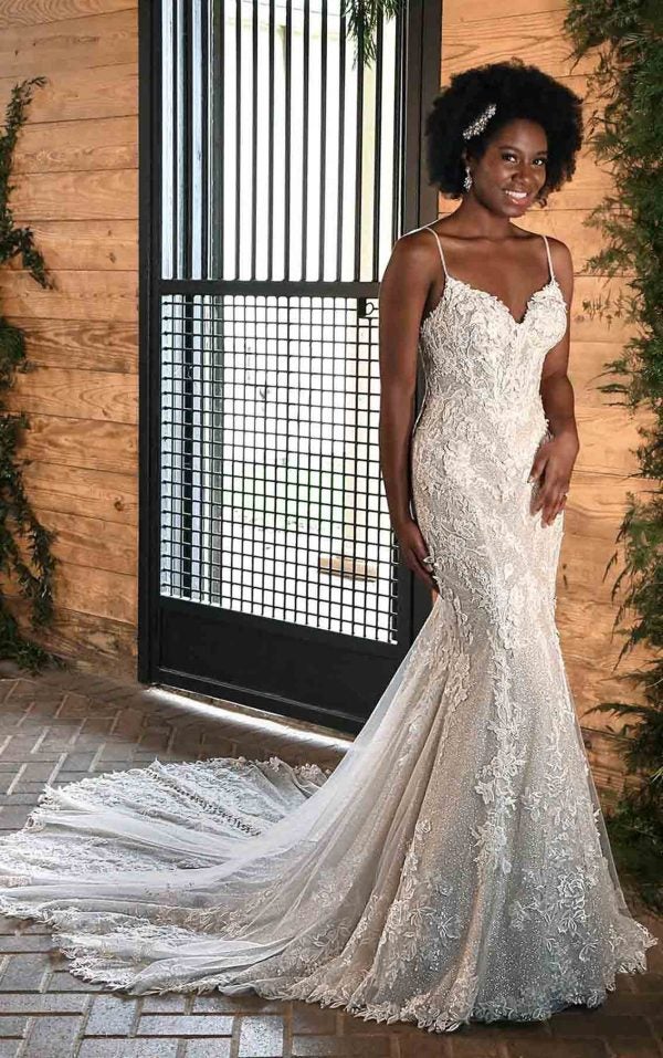 SEXY TRUMPET WEDDING DRESS WITH SPARKLING FLORAL LACE AND SWEETHEART NECKLINE by Essense of Australia - Image 1