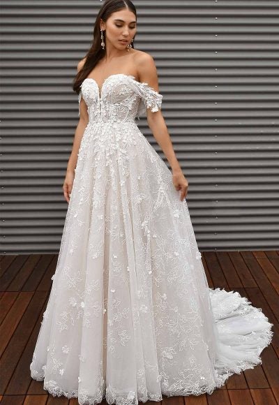 ELEGANT LACE SWEETHEART WEDDING DRESS WITH OFF-THE-SHOULDER STRAPS by Martina Liana