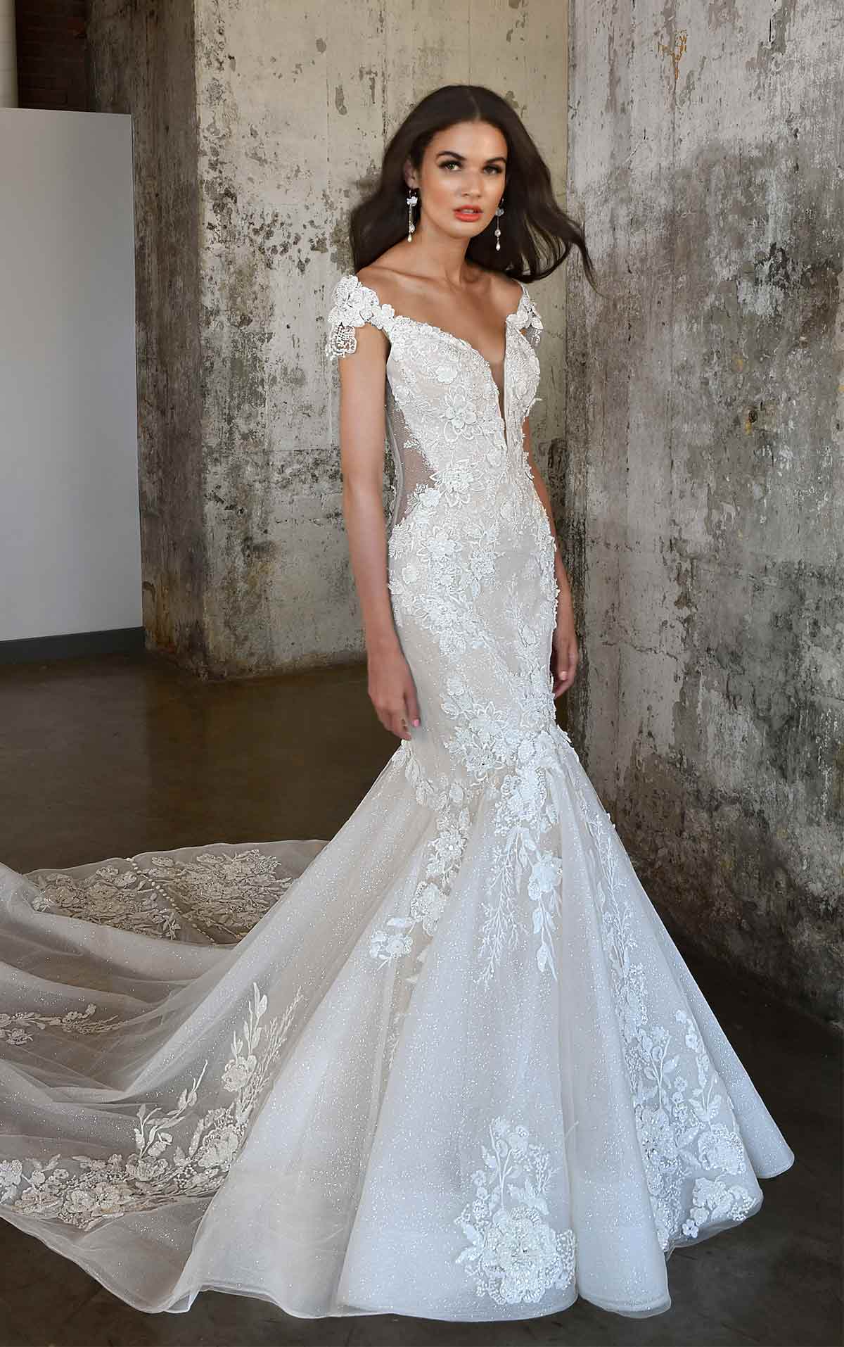 GLAMOROUS FIT-AND-FLARE WEDDING DRESS ...