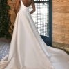 Classic A-line Wedding Dress With Scoop Neck And Front Slit by Essense of Australia - Image 2