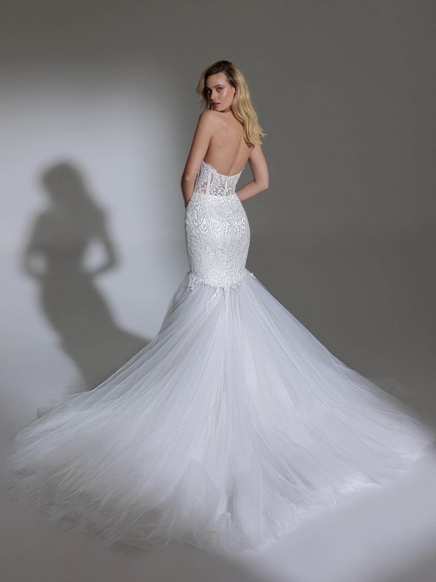 Strapless Sweetheart Neckline Embroidered Lace Mermaid Wedding Dress
