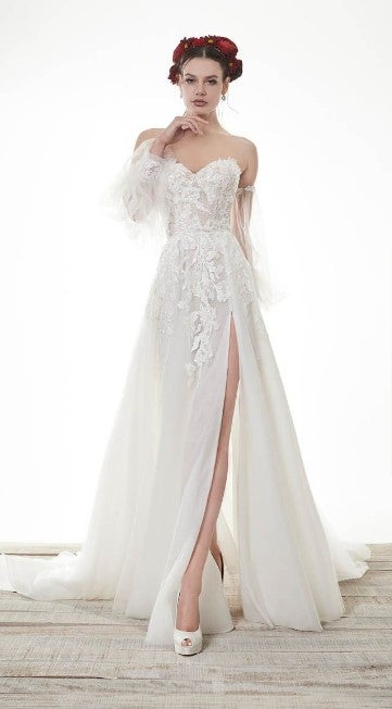 Strapless Sweetheart A-line Wedding Dress With High Slit And Detachable Sleeves by Maison Signore - Image 1