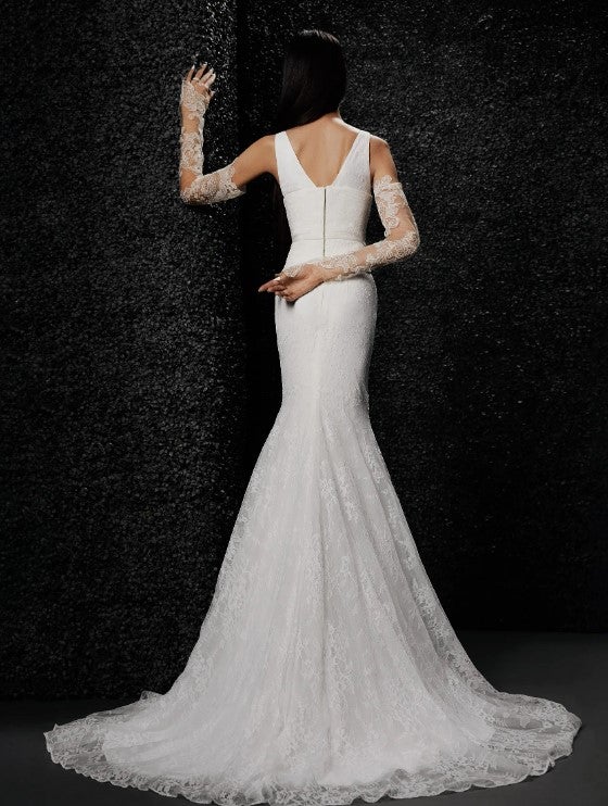 Mermaid Fitted Lace Wedding Dress With Deep V-neckline by Vera Wang Bride - Image 2
