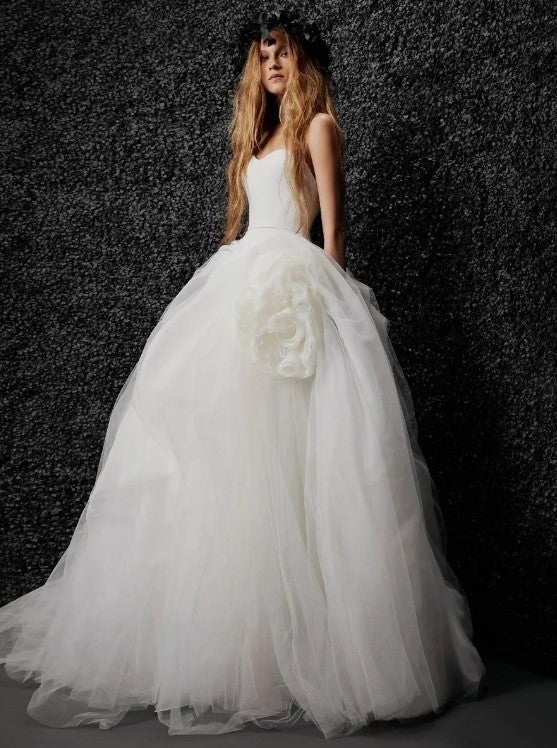 Strapless Ball Gown Wedding Dress With Tulle Skirt And Oversized Flower by Vera Wang Bride - Image 1