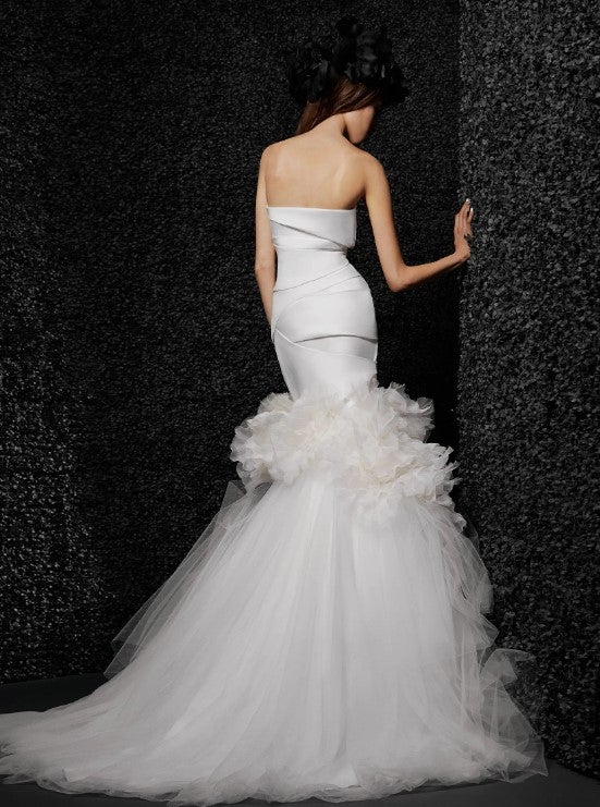 Strapless Fit And Flare Wedding Dress With Open Back by Vera Wang Bride - Image 2