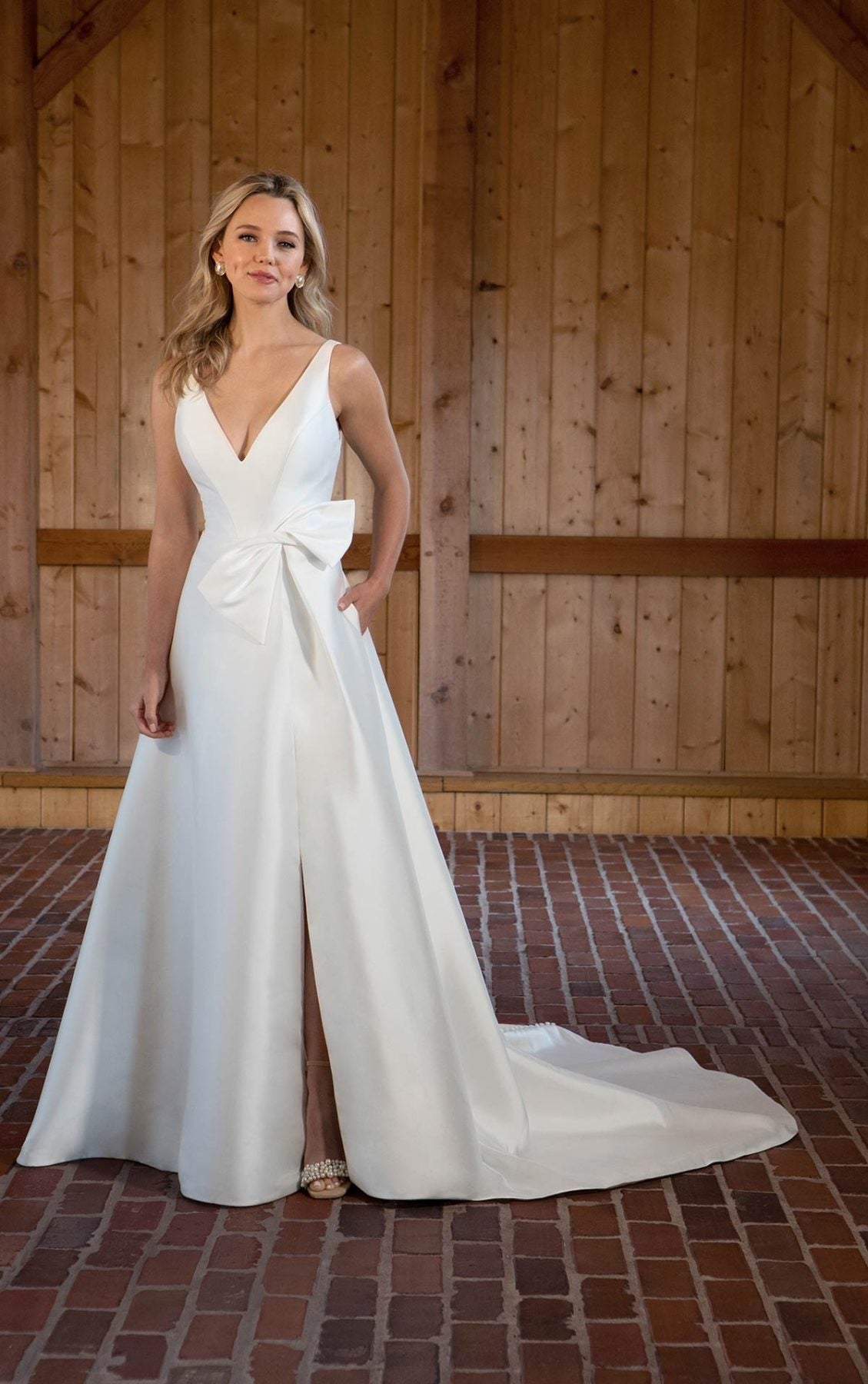 Aline Wedding Dress With Vneckline And Bow Detail Kleinfeld Bridal