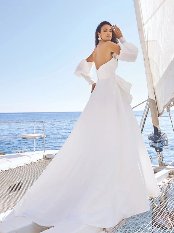 Strapless A-line Wedding Dress With High Slit And Detachable Sleeves by Pronovias - Image 2