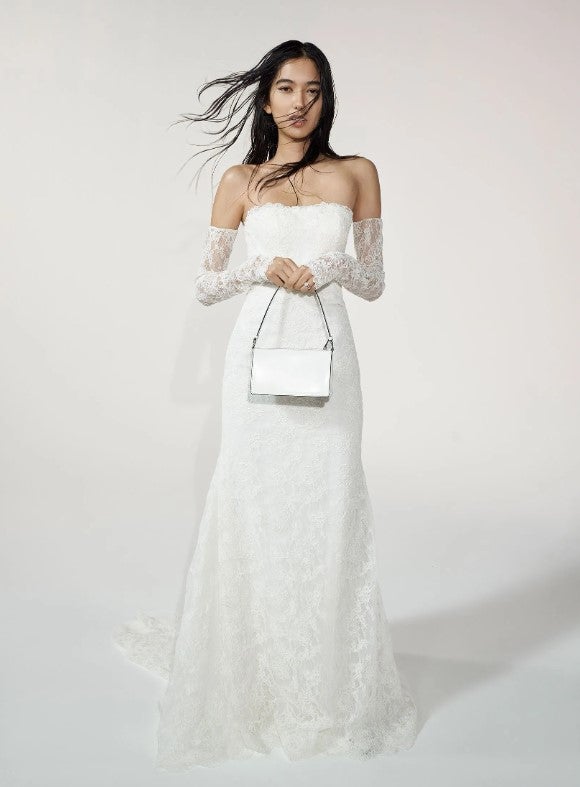 Lace Mermaid Wedding Dress With Detachable Long Sleeves by Vera Wang Bride - Image 1