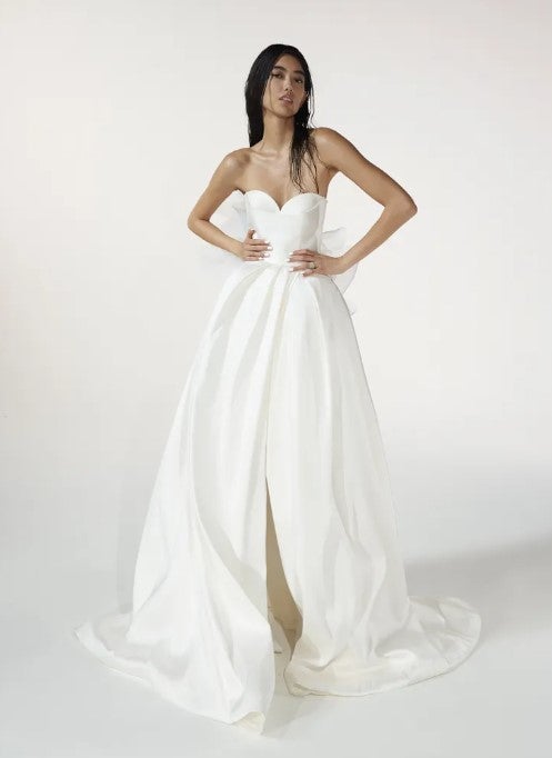Strapless Ball Gown Wedding Dress With Back Details by Vera Wang Bride - Image 1