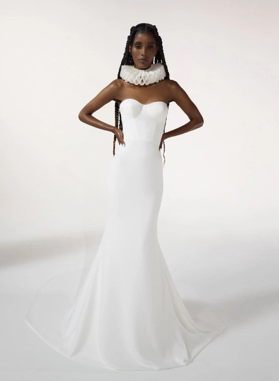 Strapless Mermaid Wedding Dress With Back Details by Vera Wang Bride - Image 1