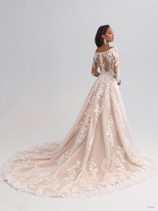 Bohemian Long Sleeve A-line Wedding Dress With Back Details