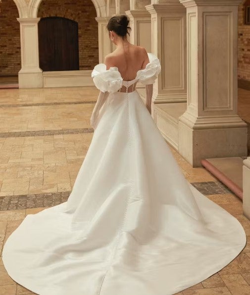 Strapless Ball Gown Wedding Dress With Detachable Sleeves by Rivini - Image 2