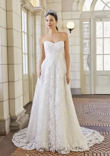 blue jeans with white kurti