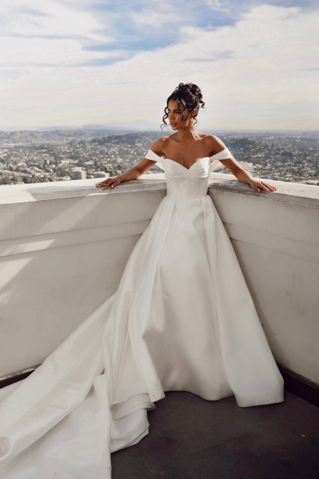 Detachable Off The Shoulder Ball Gown Wedding Dress With Corset Bodice