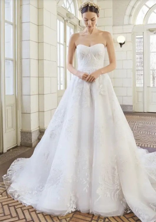 Strapless Ball Gown Wedding Dress With Sweetheart Neckline by Sareh Nouri
