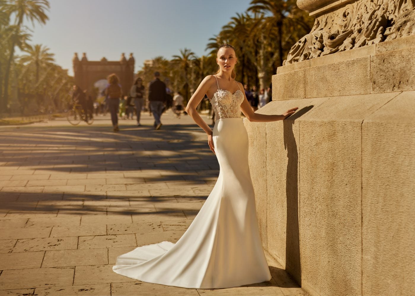 Fit and Flare Wedding Dresses - Largest Selection - Kleinfeld | Kleinfeld  Bridal