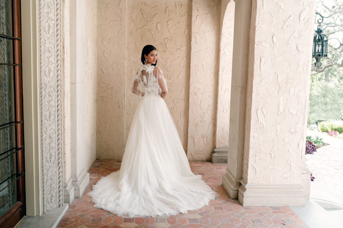 Wedding Dresses with Capes -Transform Your Look - Kleinfeld | Kleinfeld  Bridal