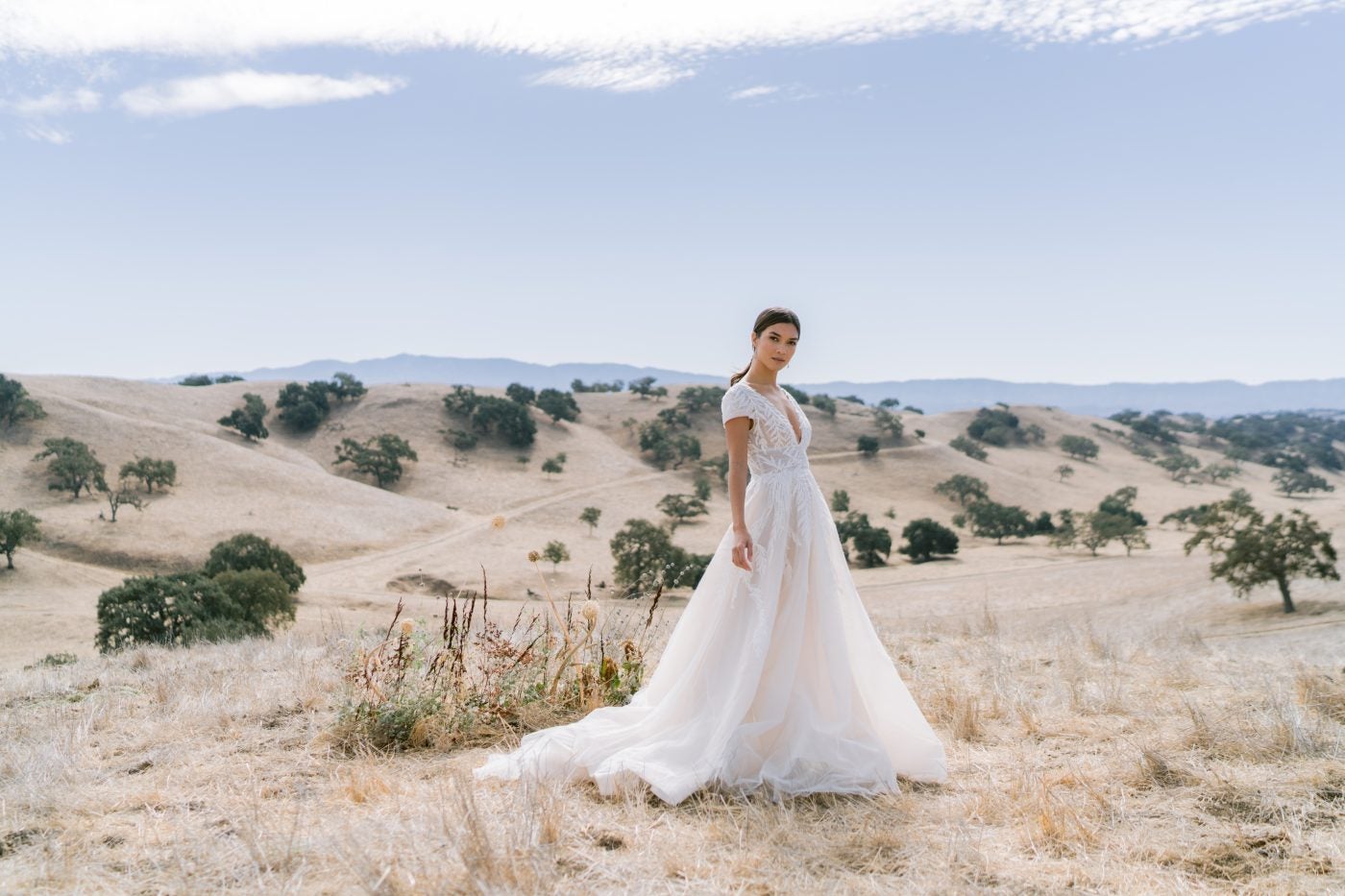 outdoor fall wedding dresses