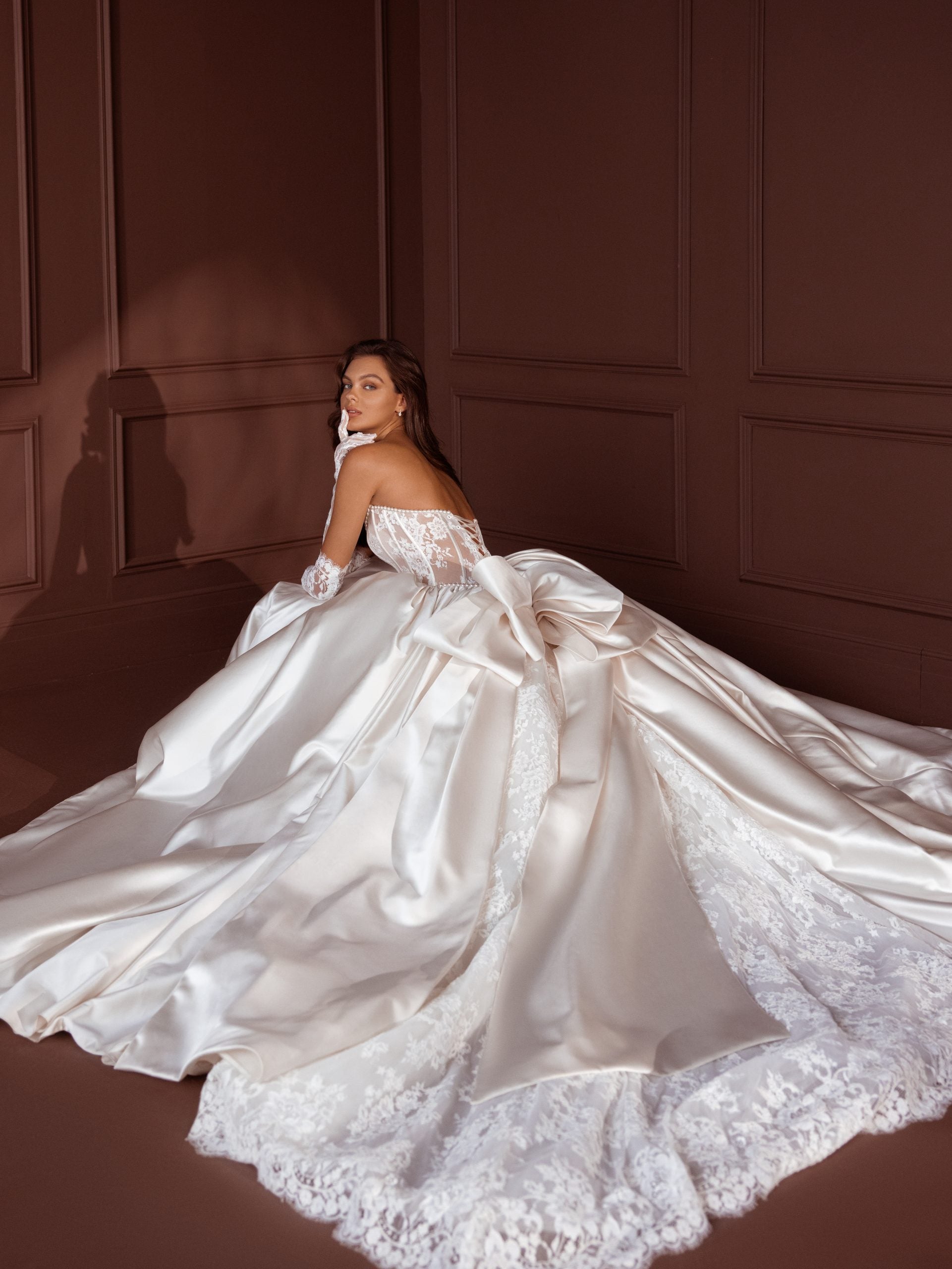 Strapless ballgown with sheer Alençon lace bodice by Pnina Tornai - Image 2