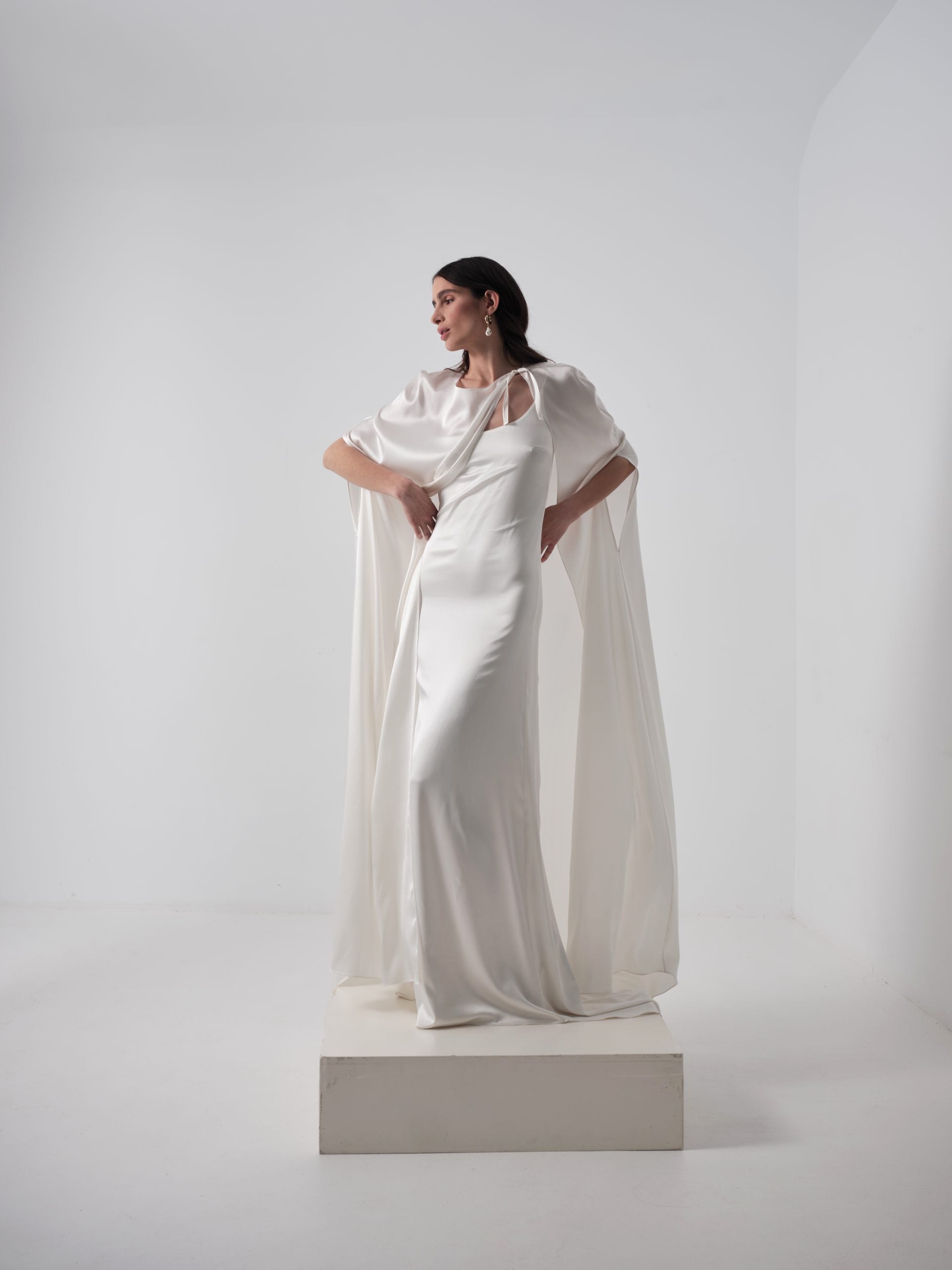 Silk One-Shoulder Gown With Detachable Cape by Marta Martí - Image 2