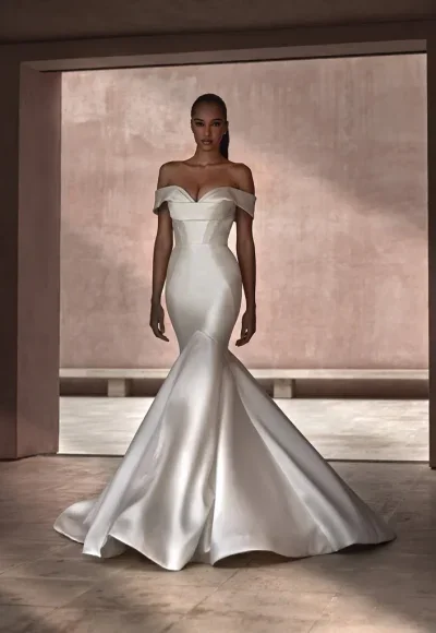 Simple and Sexy Off-the-Shoulder Mermaid Gown by Pronovias