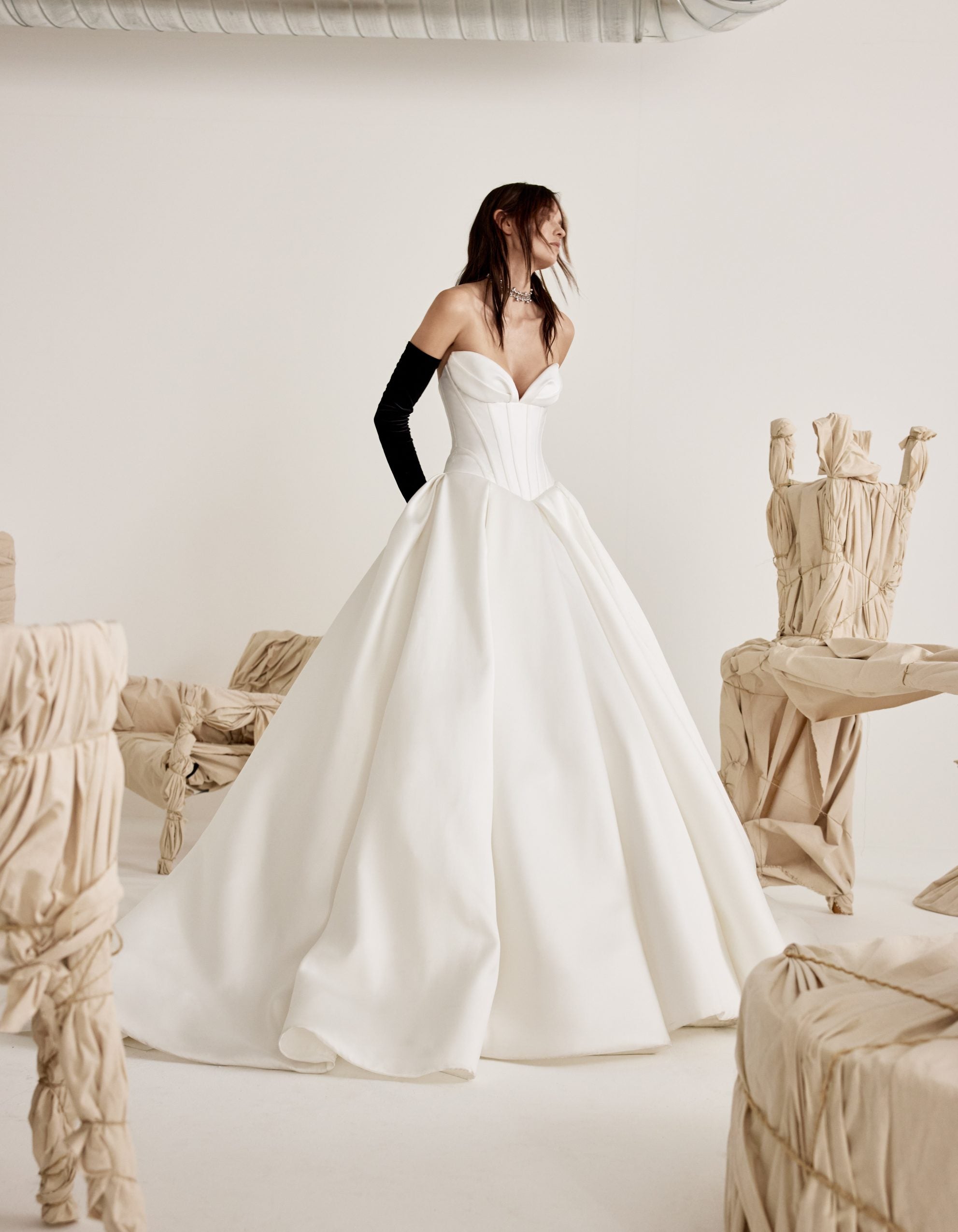 Chic And Dramatic Ball Gown With Corset Kleinfeld Bridal