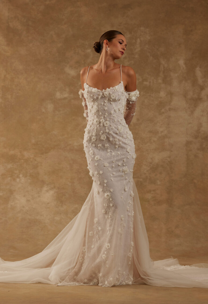 Romantic And Sexy 3D Floral Fit-and-Flare Wedding Dress